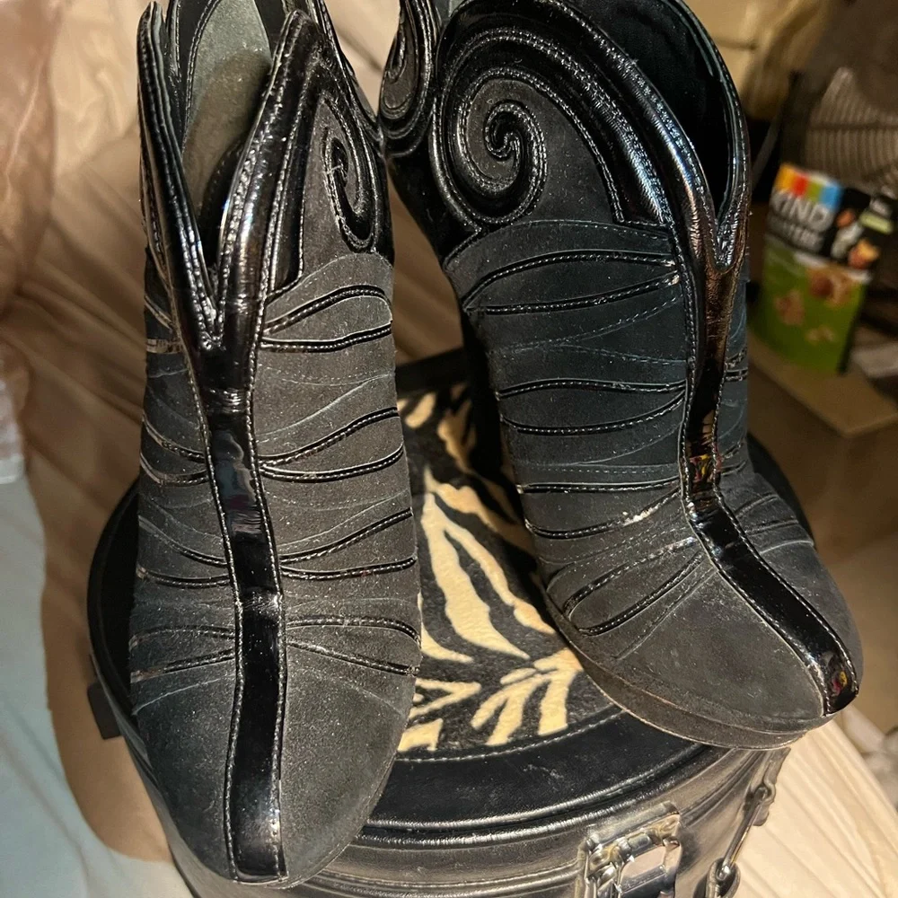 BRIAN ATWOOD Black Suede And Patent Leather Textured Bootie Size 37 - Picture 12 of 15